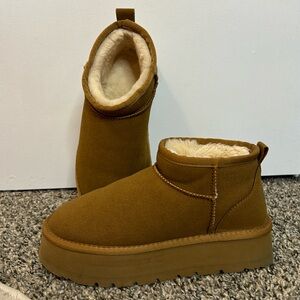 Dream Pairs Platform Mini Boot